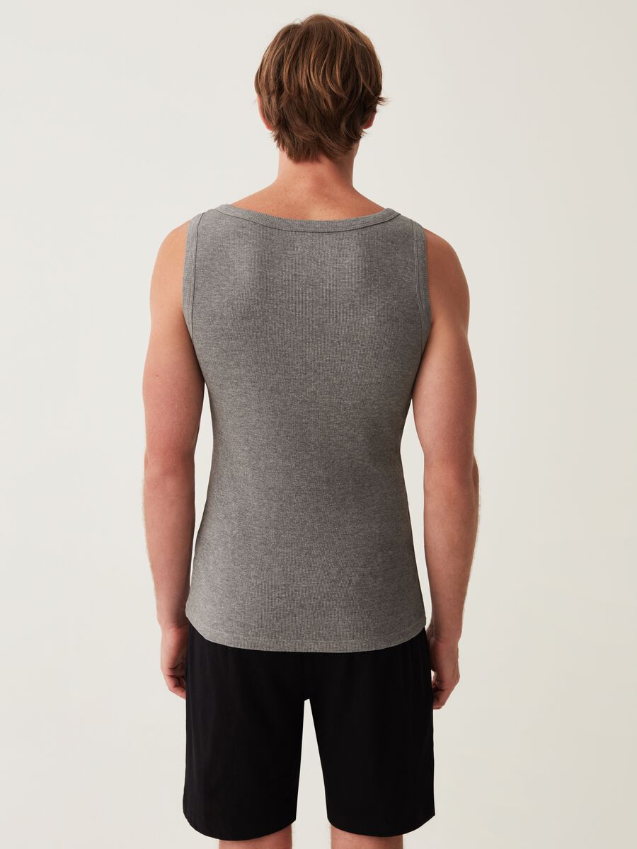 Fine ribbed racerback vest with round neck_2