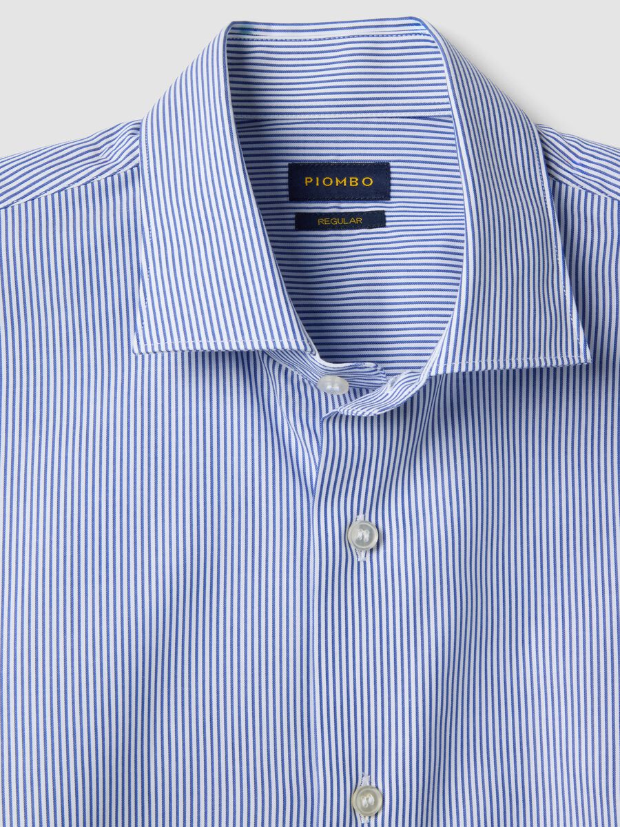 Men's pure cotton blue and white striped regular fit easy iron shirt_1