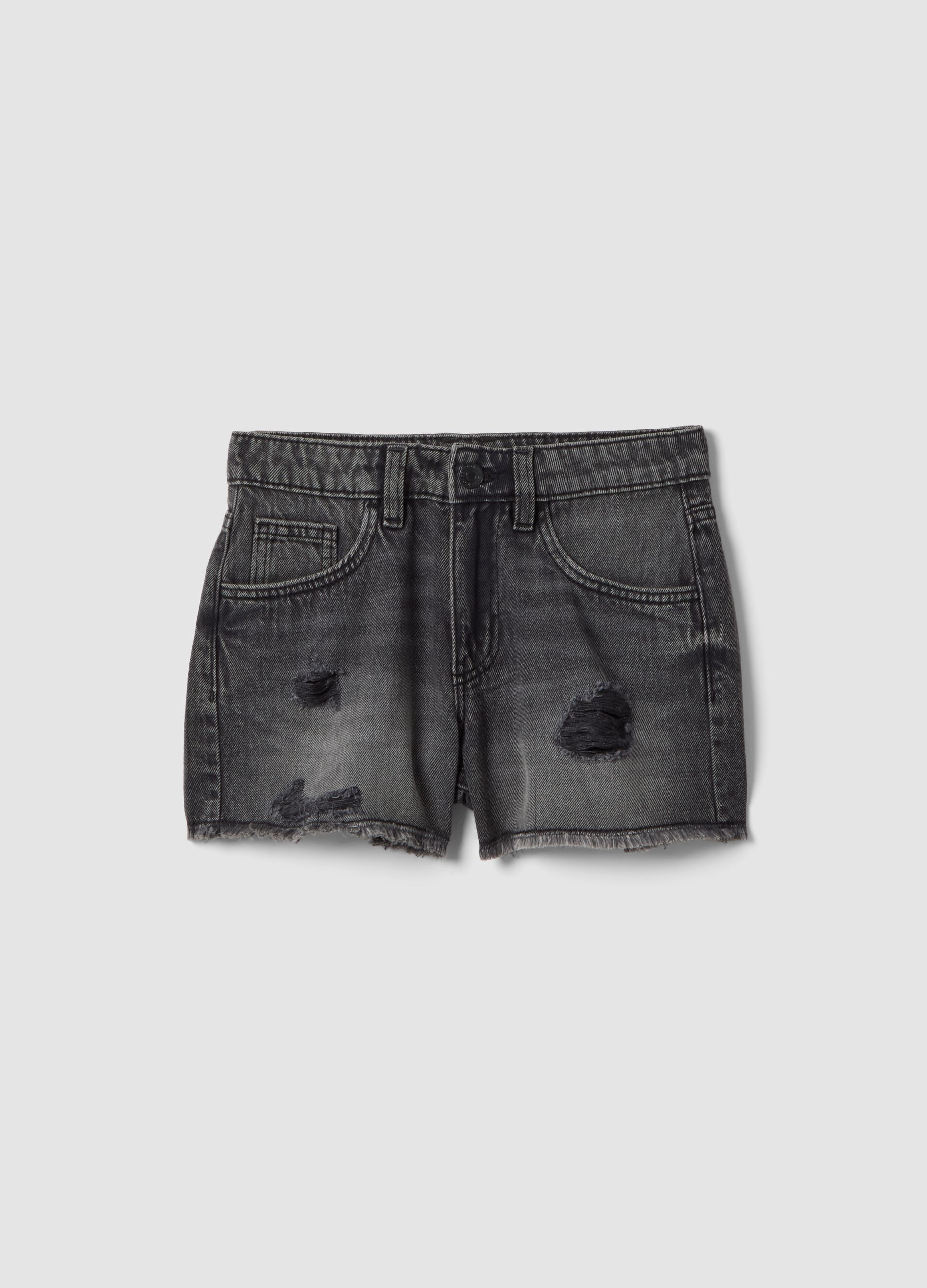 Girls&rsquo; grey pure cotton denim shorts, regular fit with rips