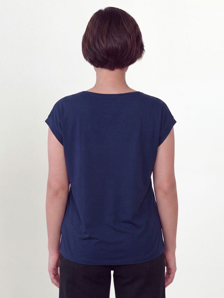 Blue pure viscose V-neck T-shirt, regular fit_2