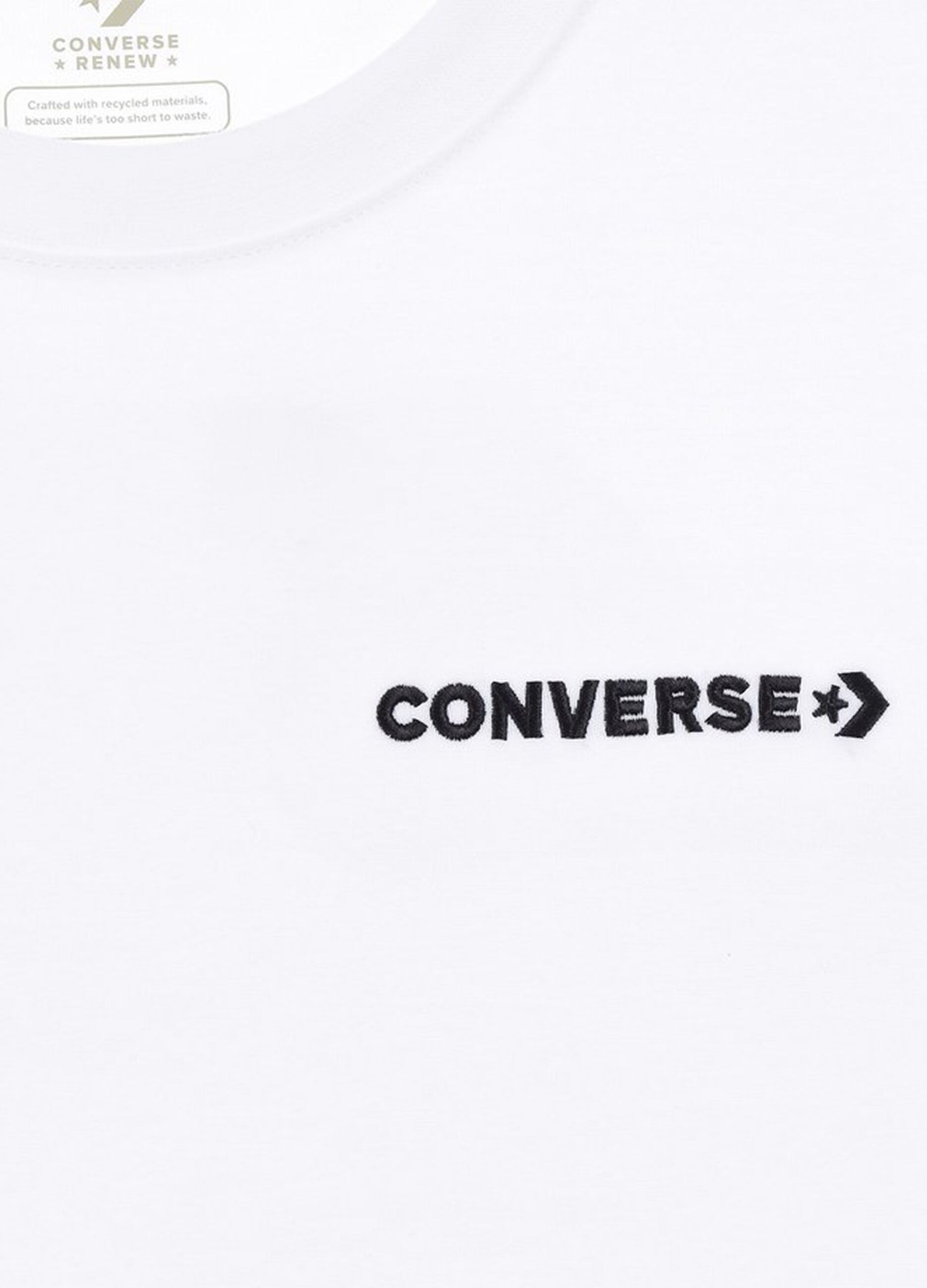 Camiseta recycled con logo bordado