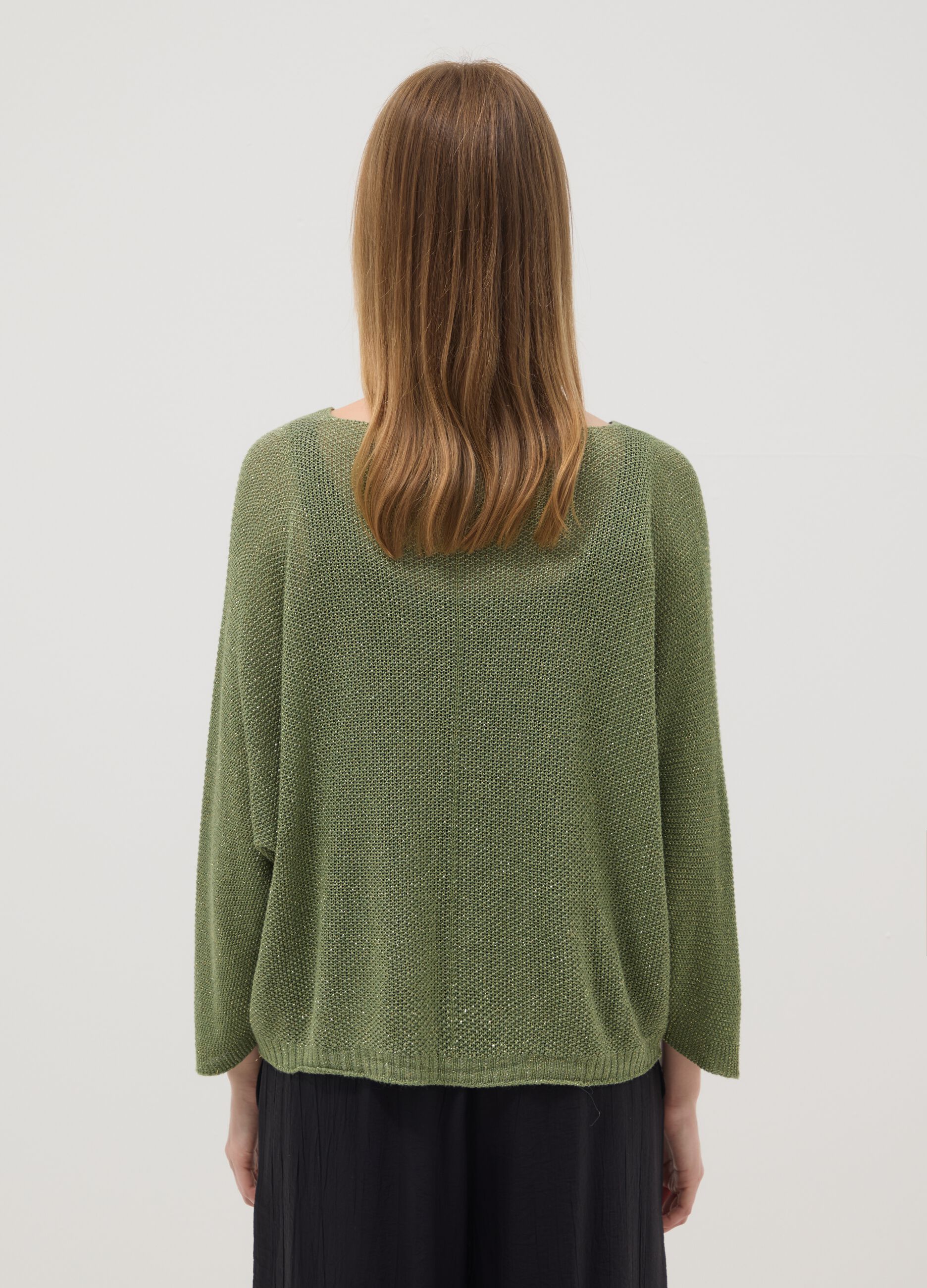Gr&uuml;ner Pullover aus Viskose-Leinen-Mix mit V-Ausschnitt
