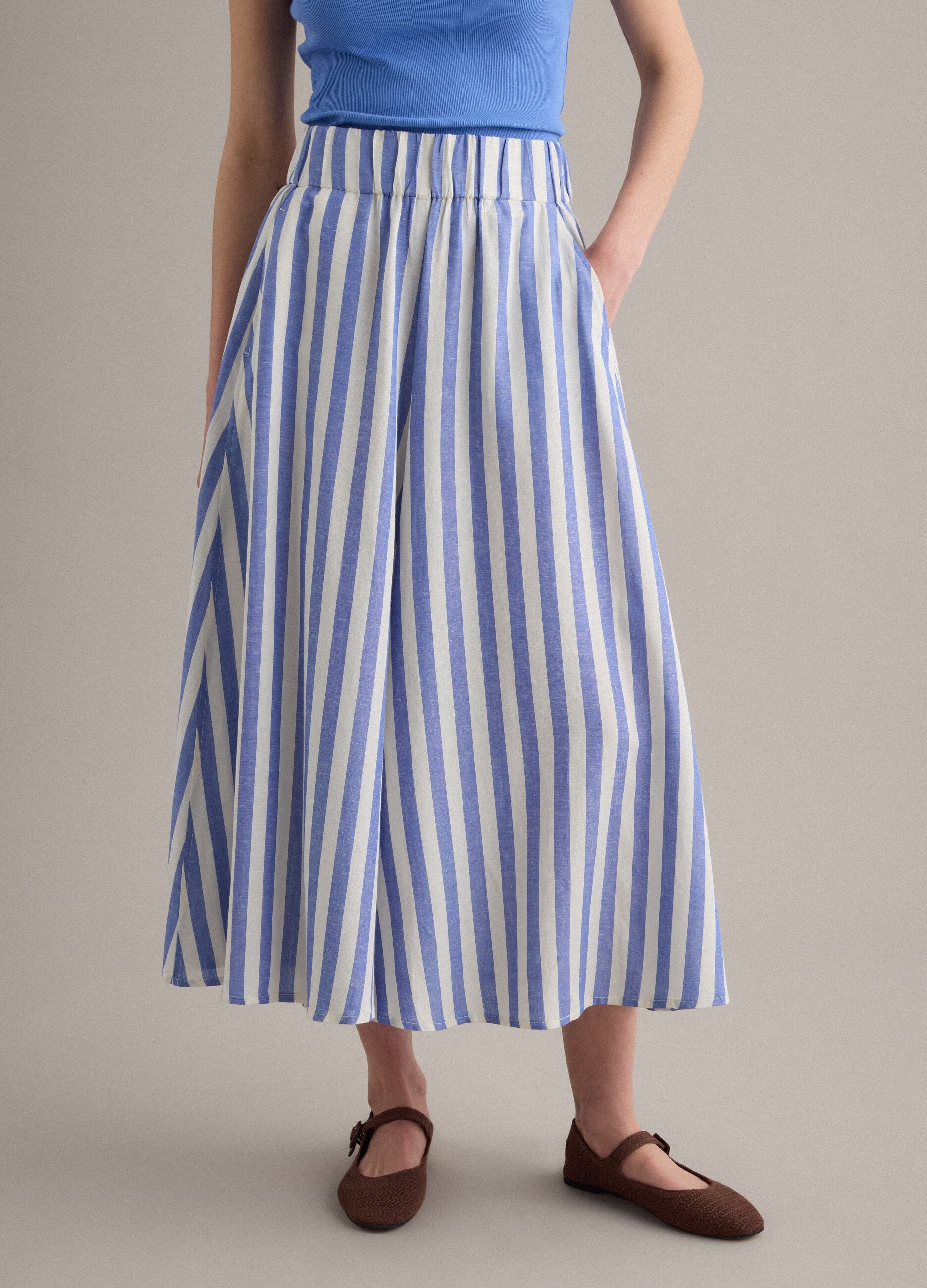 Multicolour striped skirt in a viscose-linen blend