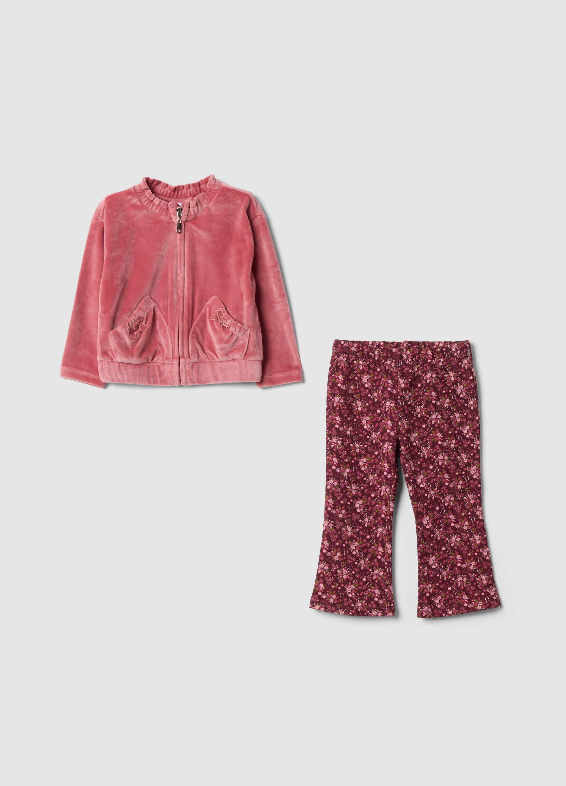 Pink stretch fabric set with crew neck