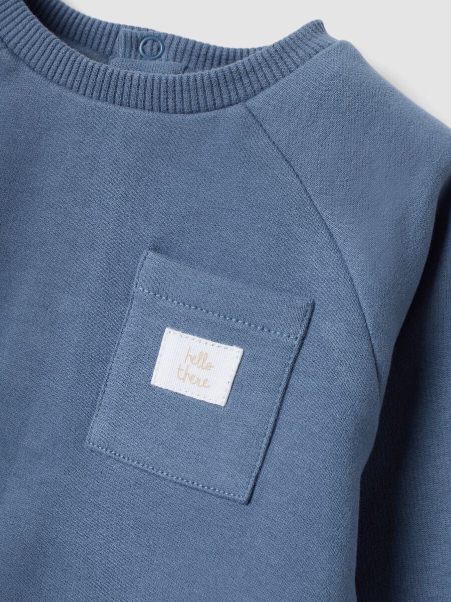 Blau-wei&szlig;es Set aus reiner Bio-Baumwolle mit Sweatshirt und Hose_3
