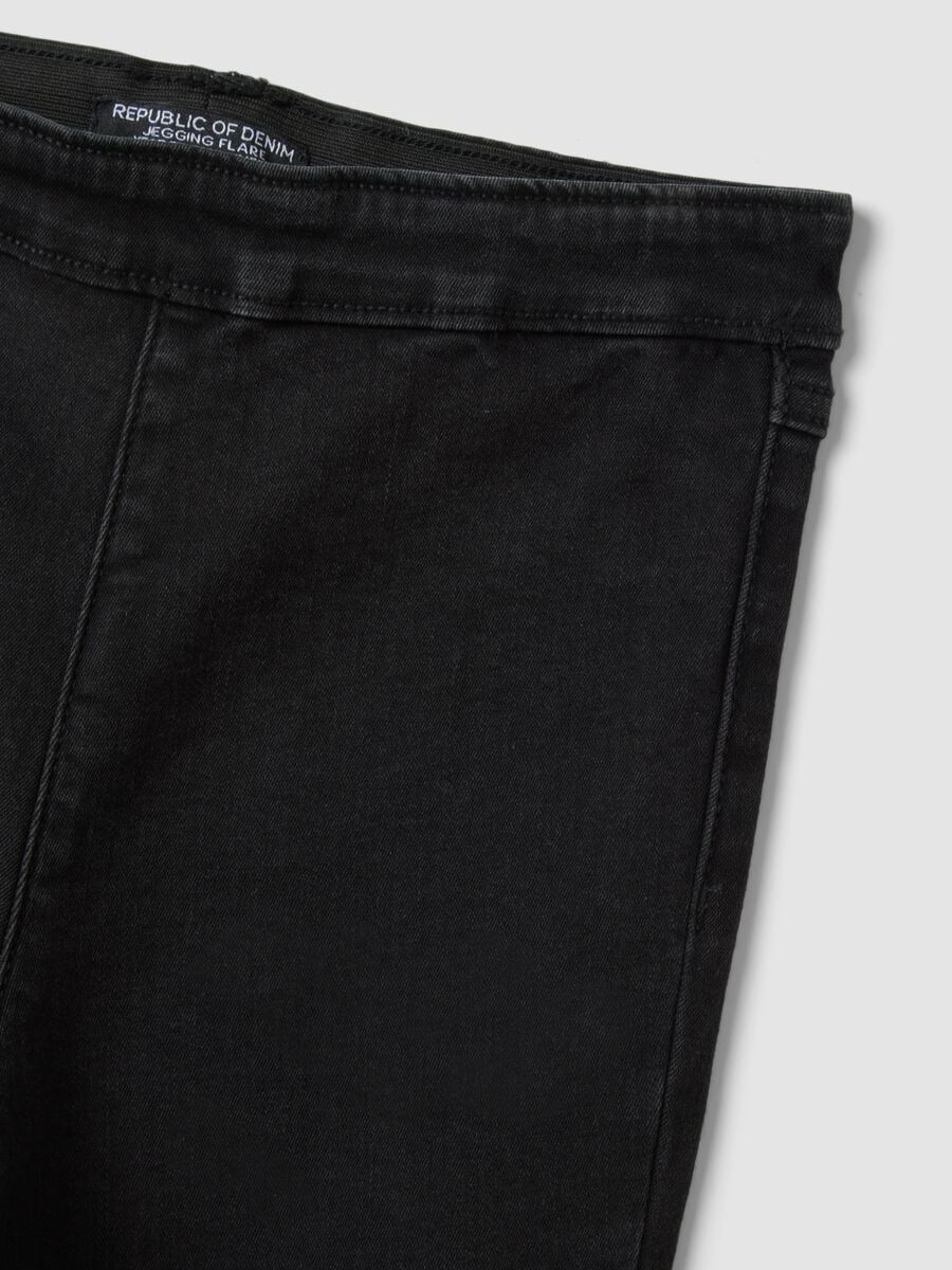 Schwarze Flare-Jeggings aus Stretch-Baumwolle und Viskose f&uuml;r M&auml;dchen_1