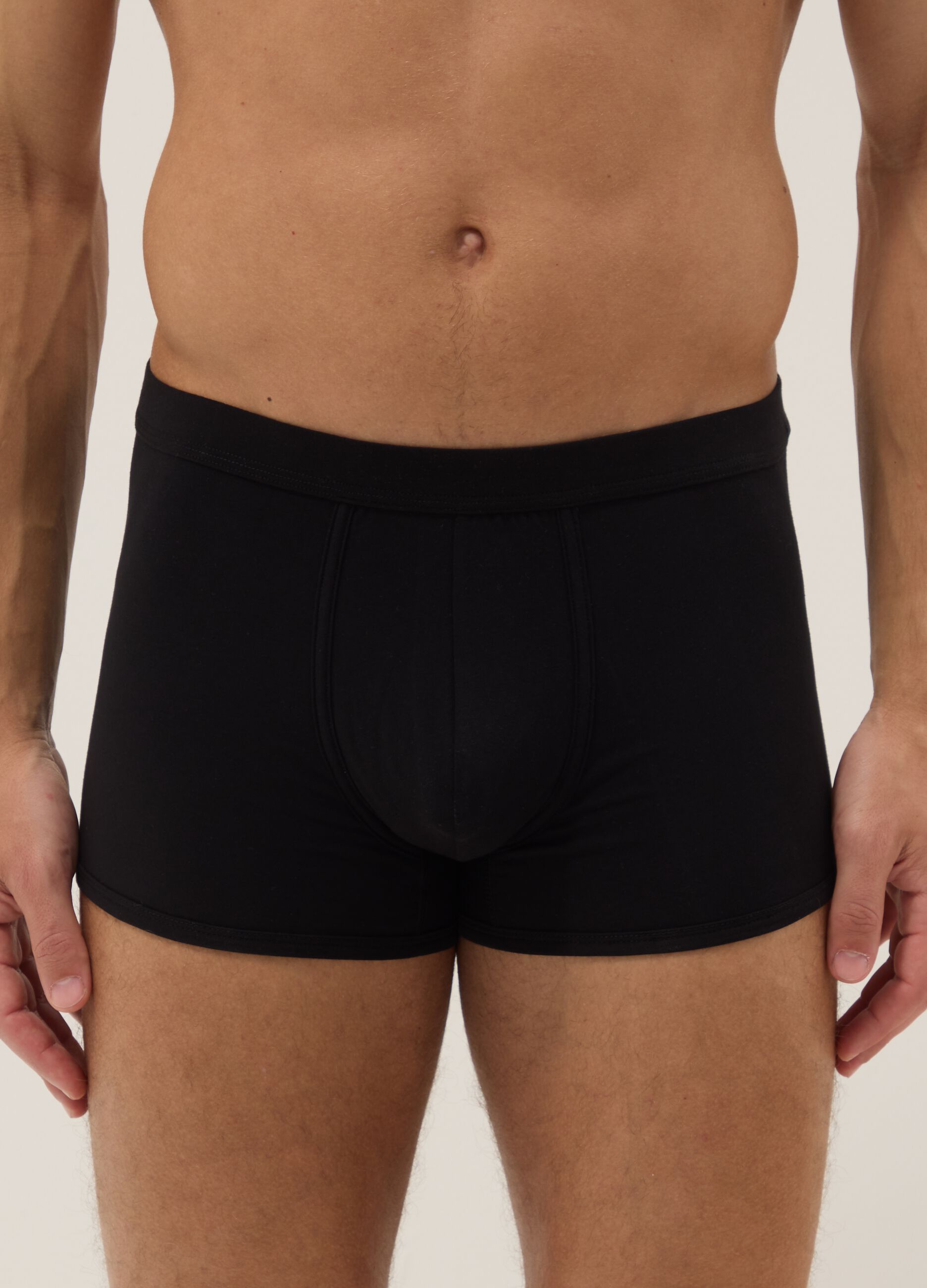 Pack de 3 boxers pretos em algod&atilde;o el&aacute;stico, corte regular