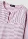 Camisa regular fit em algod&atilde;o puro &agrave;s riscas multicolor com bolso_5