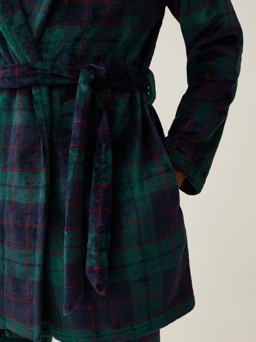 Fleece dressing gown with tartan pattern_3