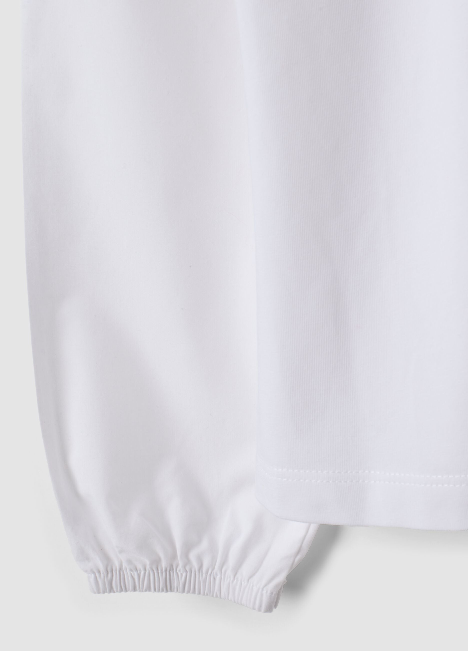 Blusa bianca in cotone elasticizzato con colletto regular fit