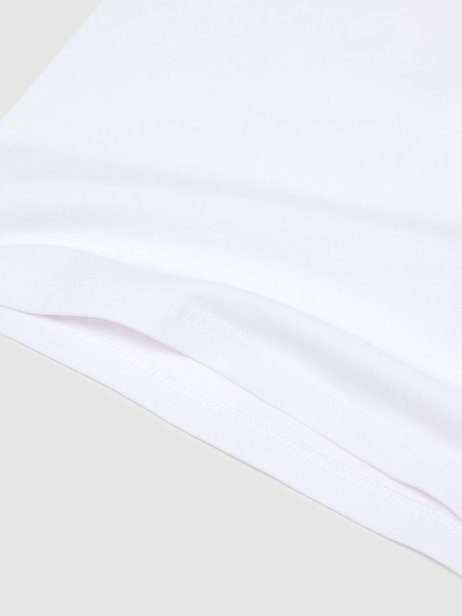 Lot de deux t-shirts en coton stretch blanc pour enfants, coupe r&eacute;guli&egrave;re_2