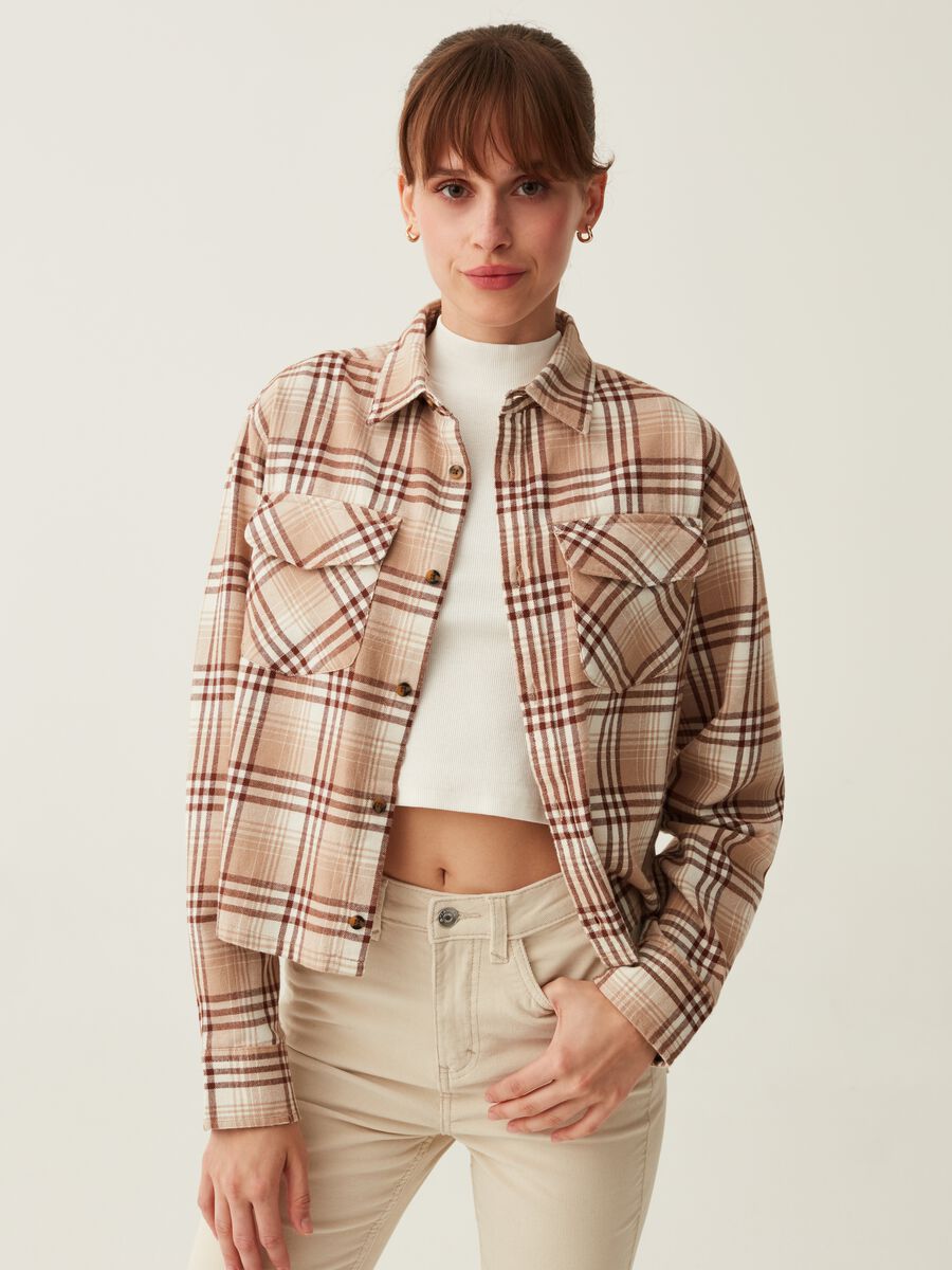 Cropped shirt in flannel with check pattern_0