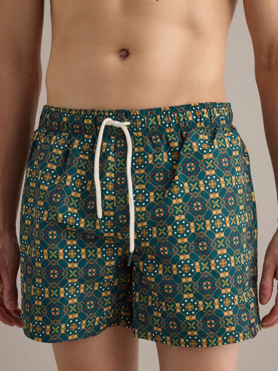 Green patterned swim shorts with elasticated waist_2