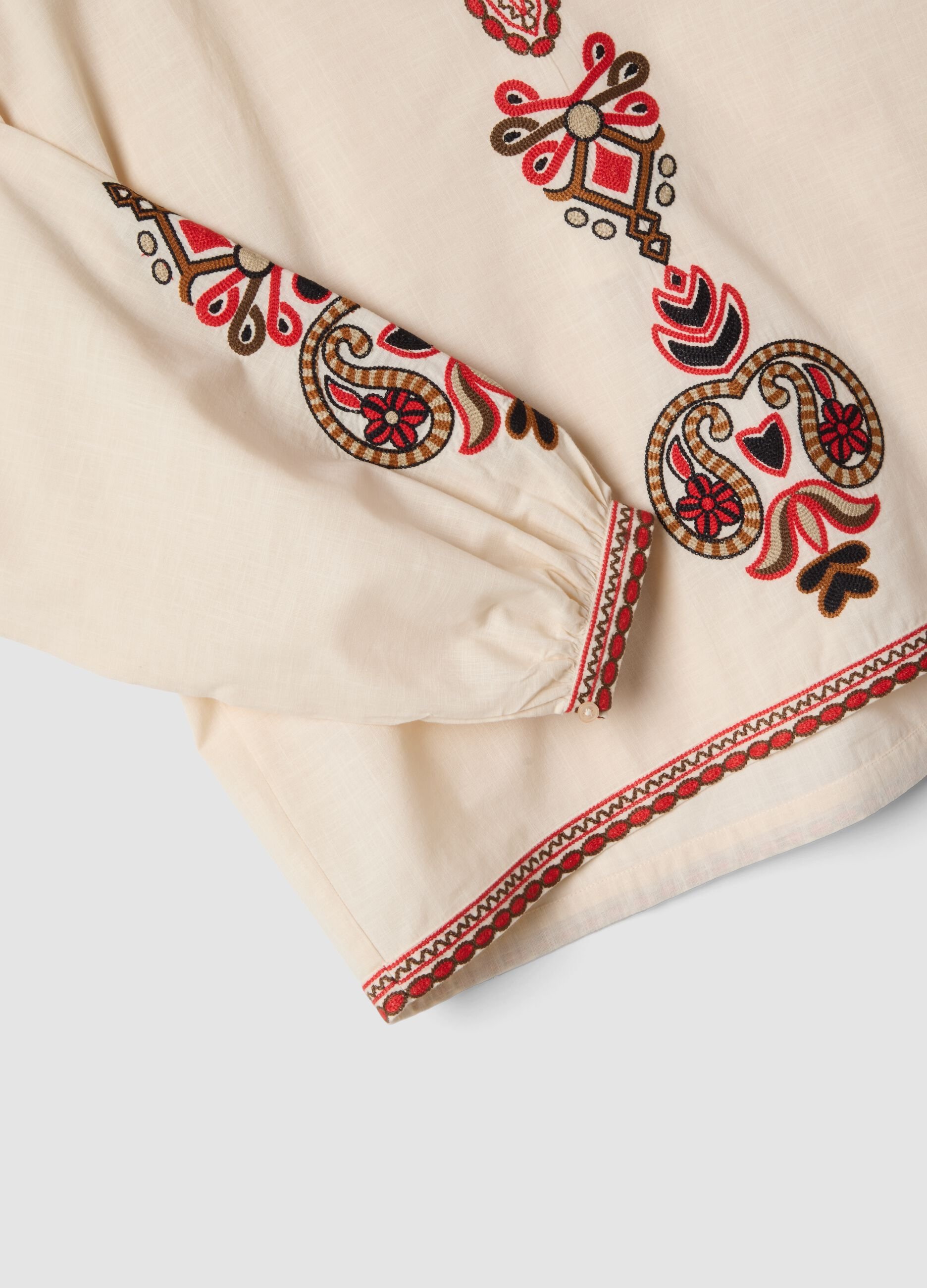 &Lambda;&epsilon;&upsilon;&kappa;ό &pi;&omicron;&upsilon;&kappa;ά&mu;&iota;&sigma;&omicron; regular fit &alpha;&pi;ό 100% &beta;&alpha;&mu;&beta;ά&kappa;&iota; &mu;&epsilon; &kappa;&epsilon;&nu;&tau;ή&mu;&alpha;&tau;&alpha; &kappa;&alpha;&iota; V &lambda;&alpha;&iota;&mu;ό&kappa;&omicron;&psi;&eta;