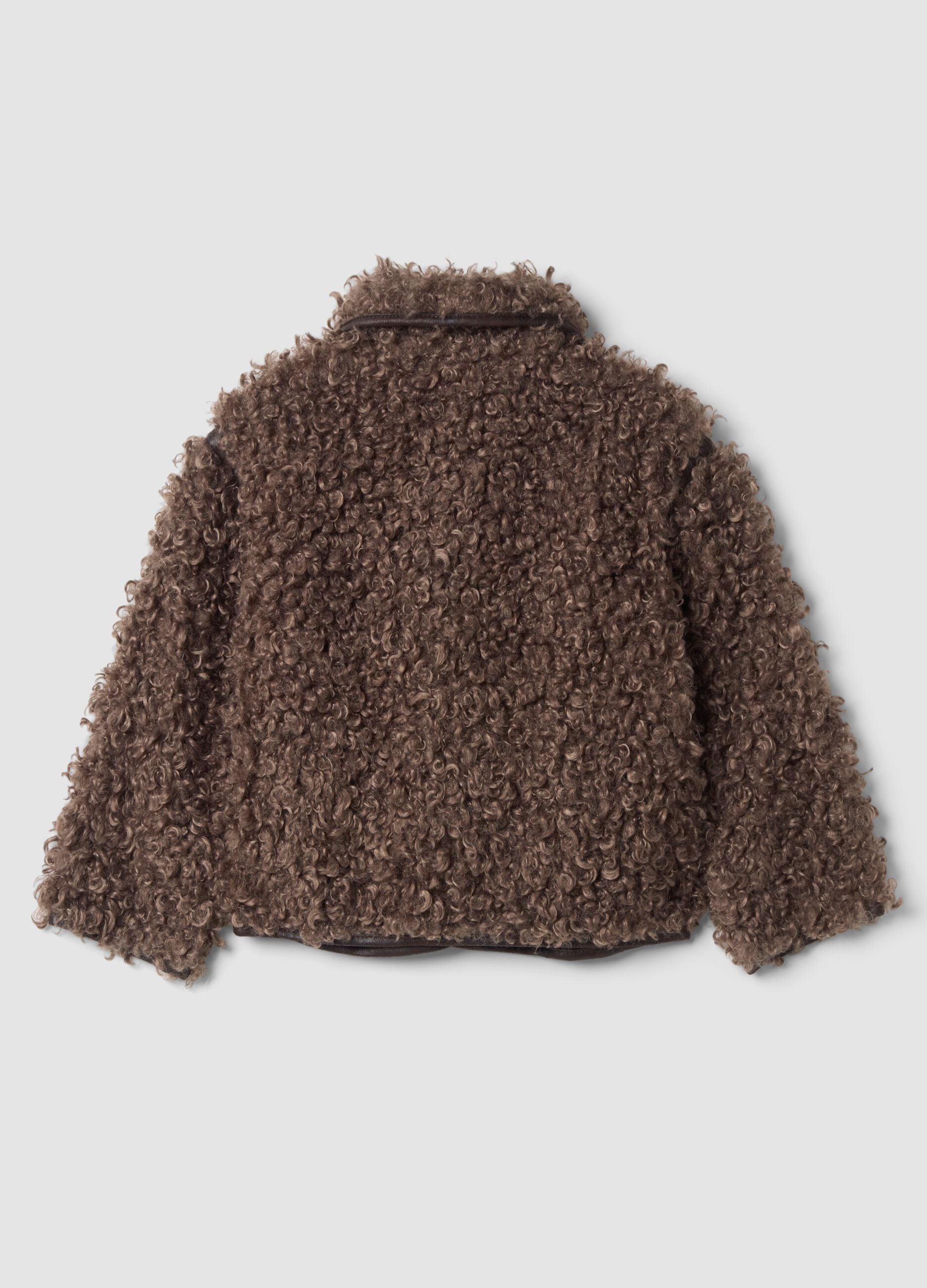 Giacca grigia effetto peluche con bottoni