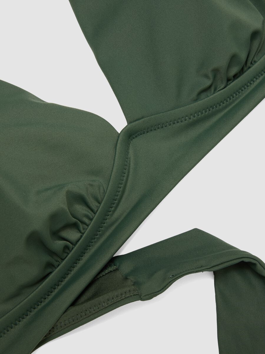 &Pi;&rho;ά&sigma;&iota;&nu;&omicron; &epsilon;&lambda;&alpha;&sigma;&tau;&iota;&kappa;ό &tau;&rho;ί&gamma;&omega;&nu;&omicron; &tau;&omicron;&pi; &mu;&pi;&iota;&kappa;ί&nu;&iota;_1