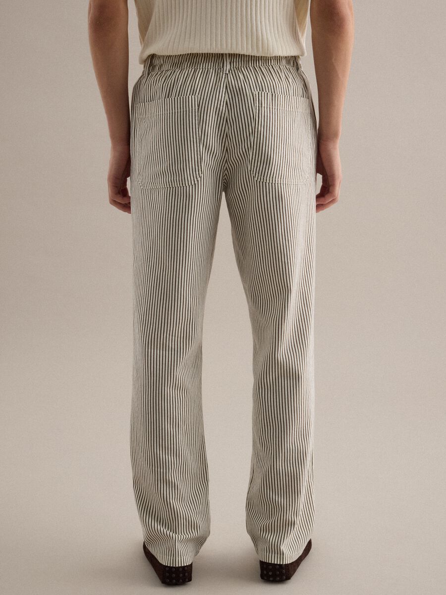 Multicolor striped linen-cotton blend chino trousers, straight fit_2