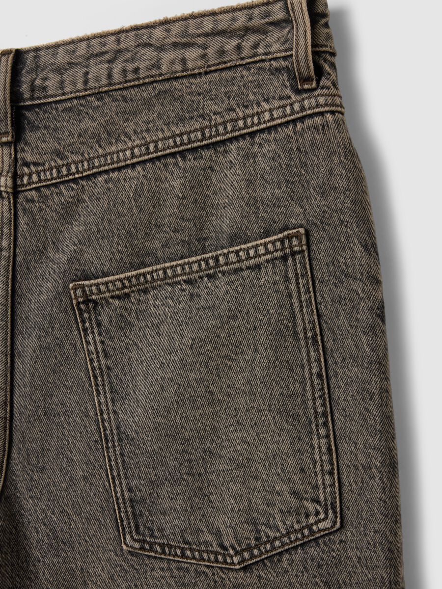 Brown slim-fit denim cotton shorts_5