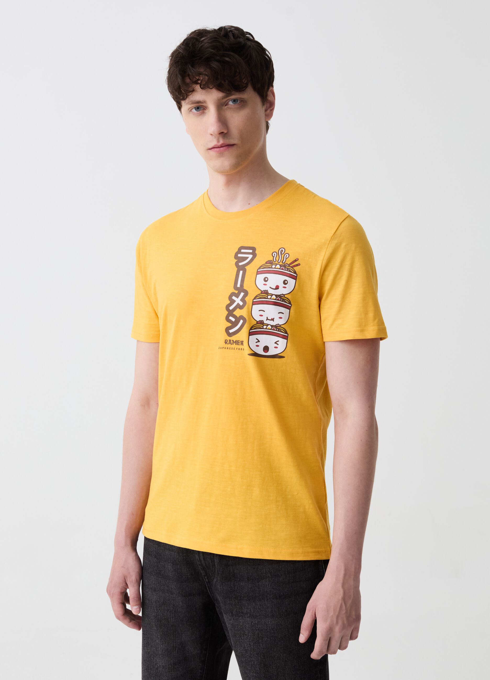 Cotton T-shirt with ramen print