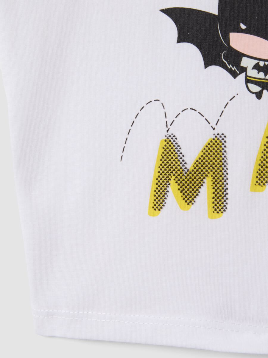 &Lambda;&epsilon;&upsilon;&kappa;ό &pi;&alpha;&iota;&delta;&iota;&kappa;ό &alpha;&mu;ά&nu;&iota;&kappa;&omicron; &mu;&pi;&lambda;&omicron;&upsilon;&zeta;ά&kappa;&iota; &alpha;&pi;ό 100% &beta;&alpha;&mu;&beta;ά&kappa;&iota;, regular fit, &mu;&epsilon; &sigma;&tau;ά&mu;&pi;&alpha; Batman_3