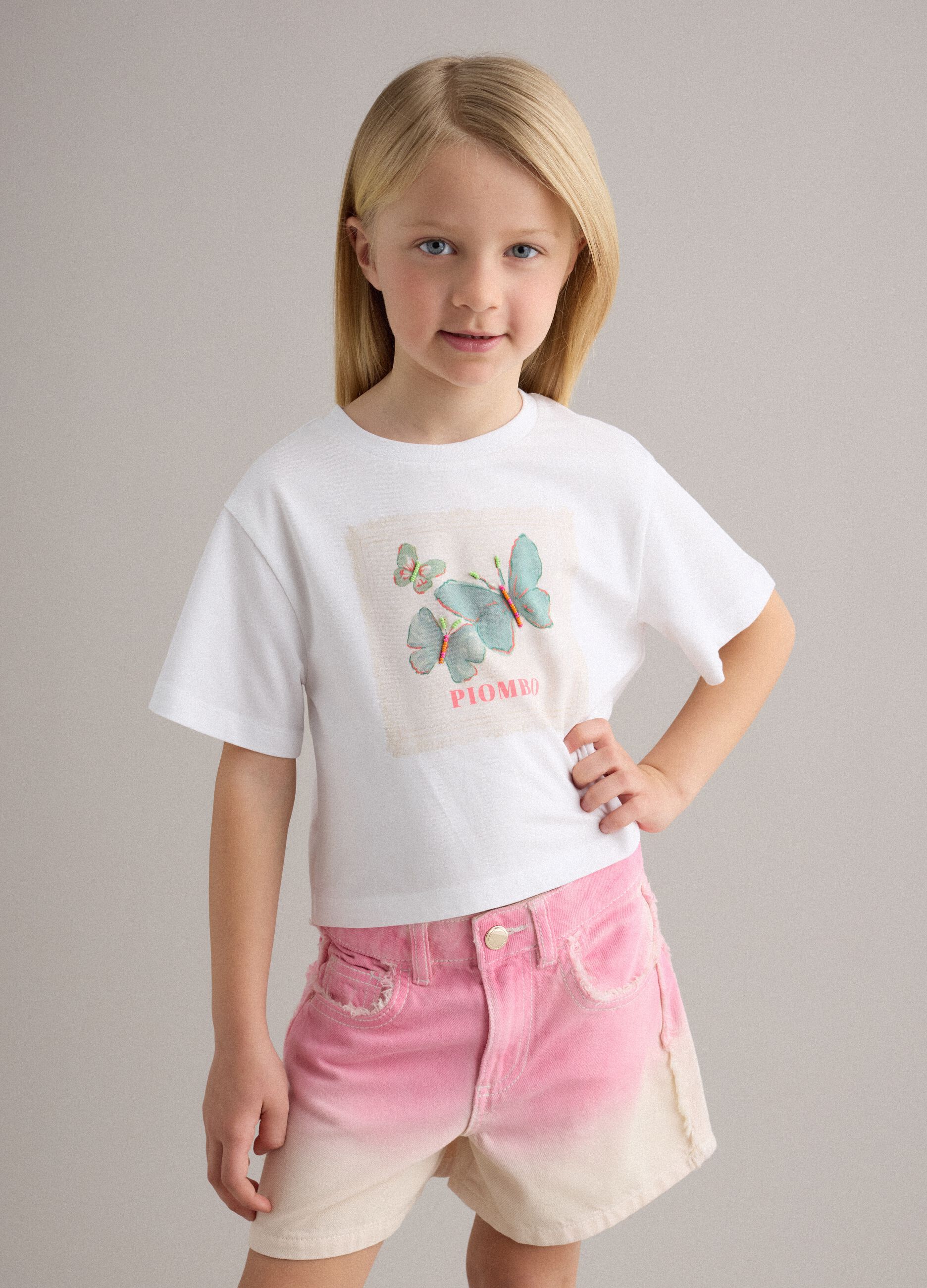 Girls&rsquo; white stretch cotton T-shirt with butterfly print