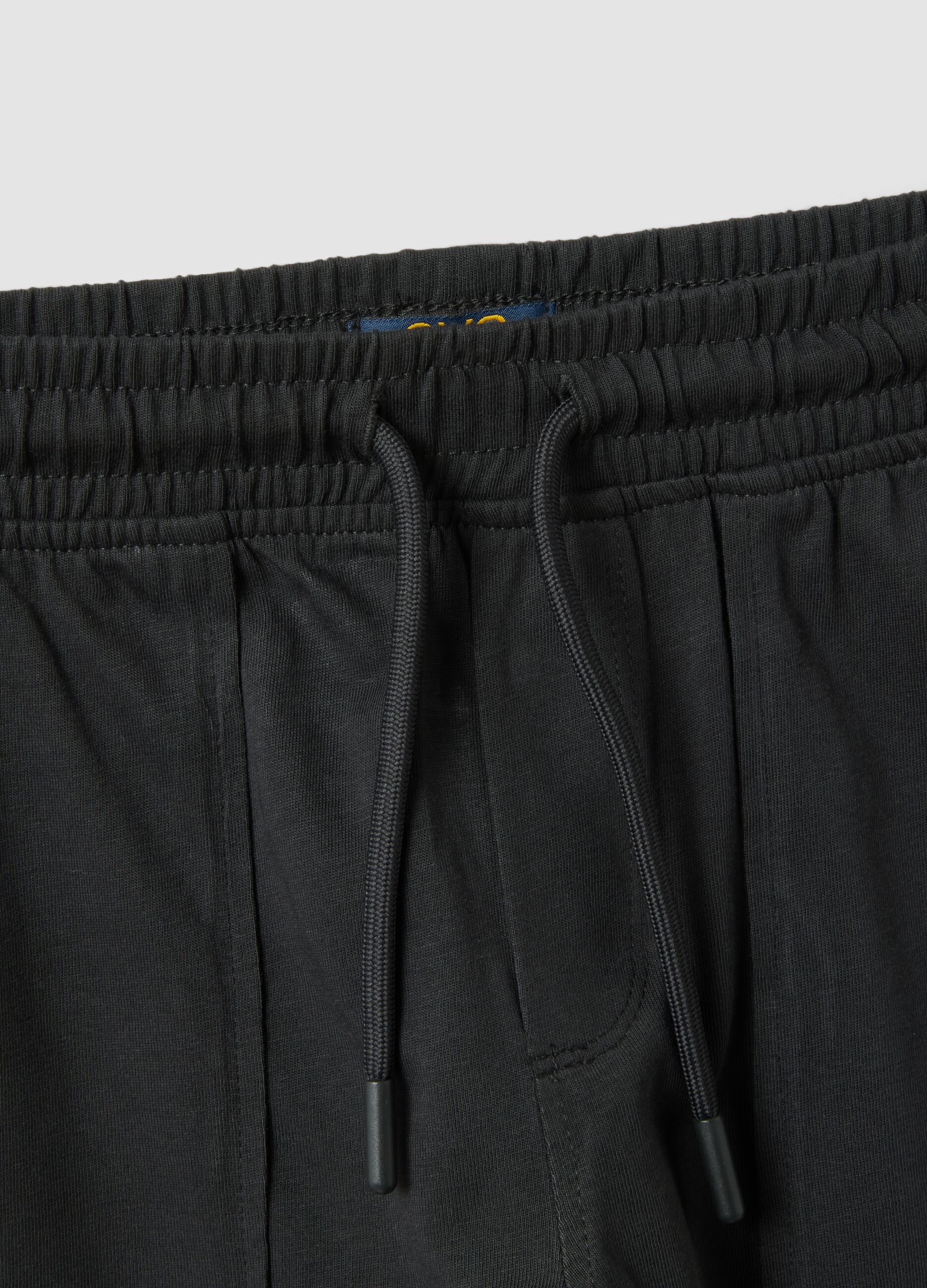 Black organic cotton shorts with elasticated waist