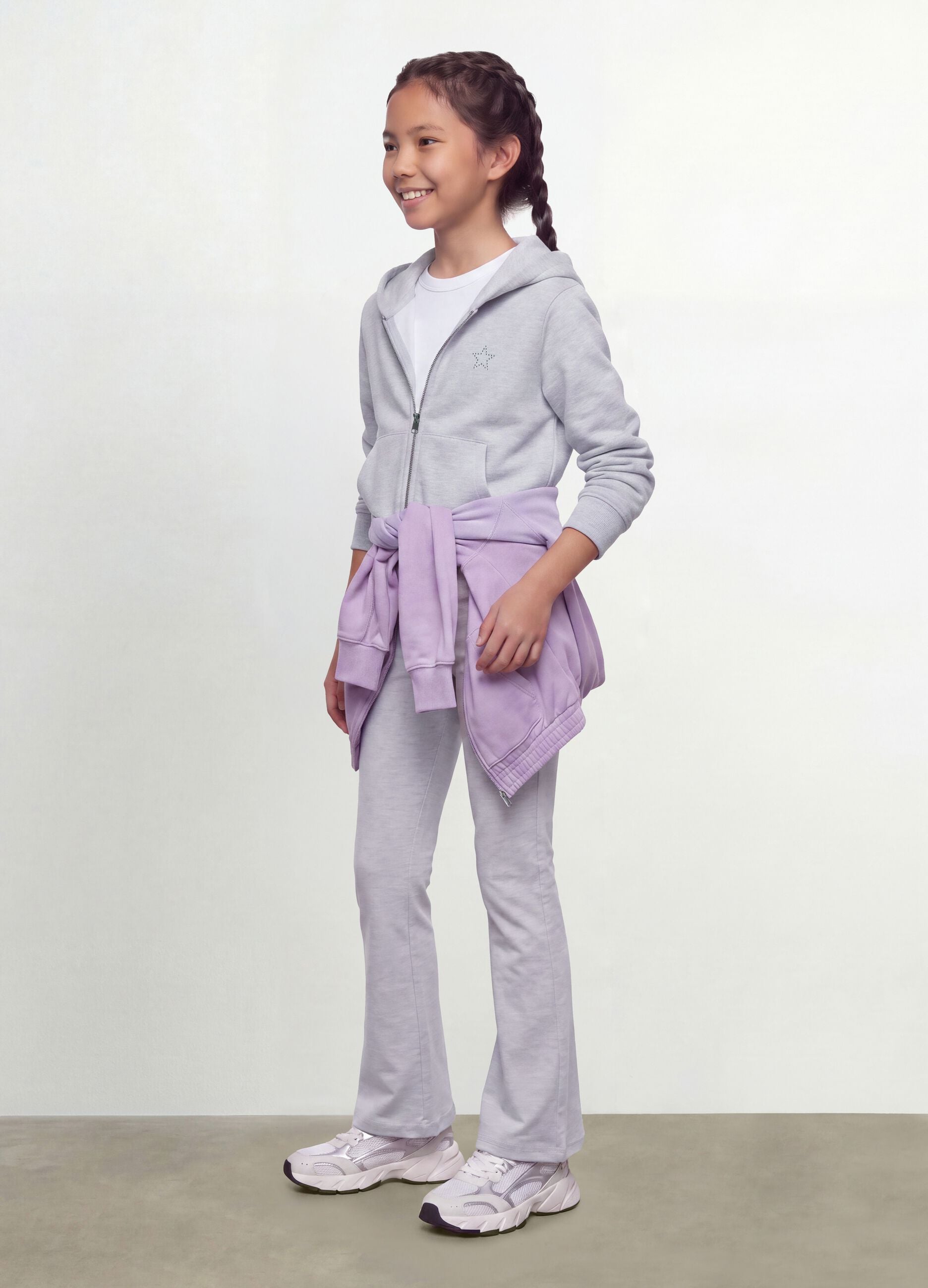 Girls&rsquo; grey hoodie in 100% organic cotton with star detail
