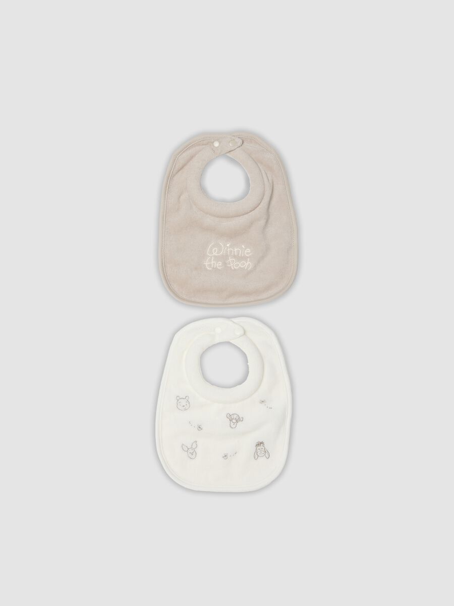 2-pack of Winnie the Pooh embroidered organic cotton-blend bibs_0