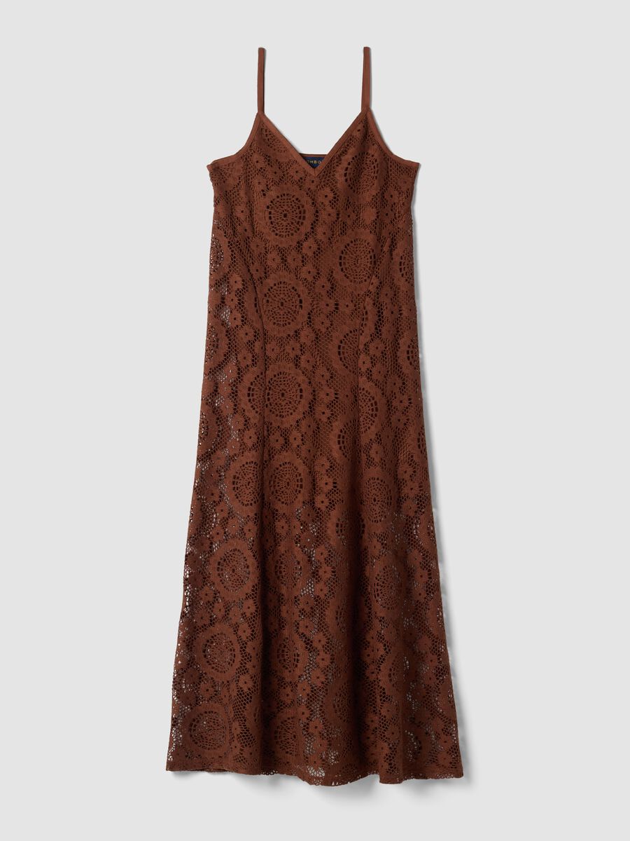 Long brown crochet dress with V-neck, regular fit_4