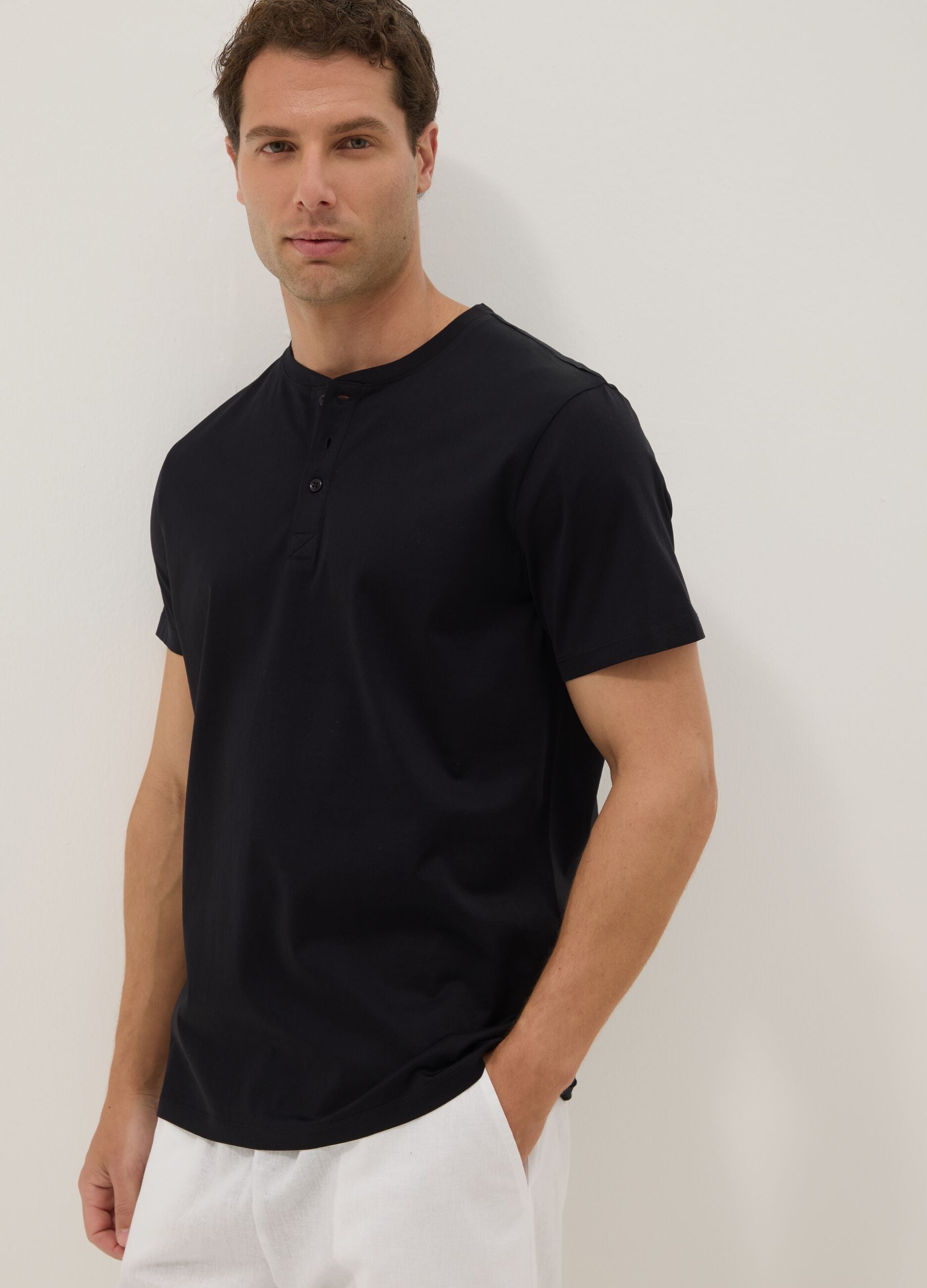Black pure cotton regular-fit T-shirt