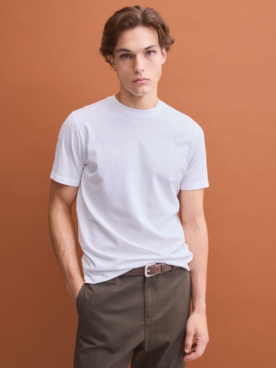 White pure-cotton crew-neck T-shirt in a regular fit_1