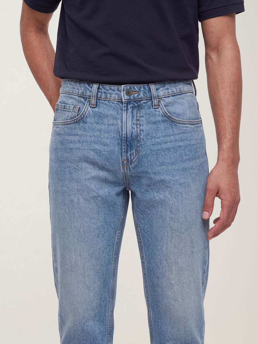 Regular-Fit Denim-Jeans aus reiner Baumwolle_2