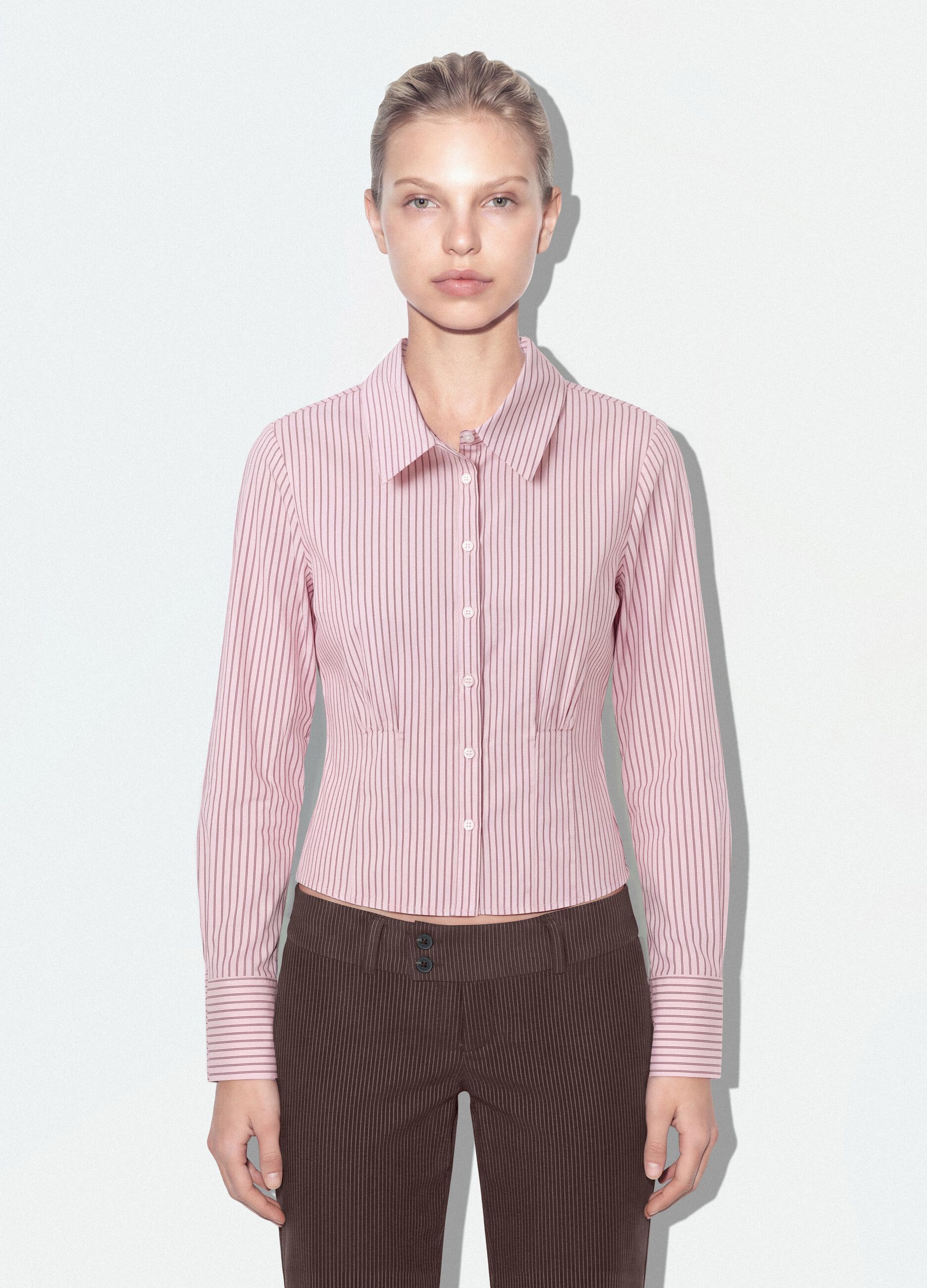 Rosa gestreiftes Slim-Fit-Hemd aus elastischer Baumwolle