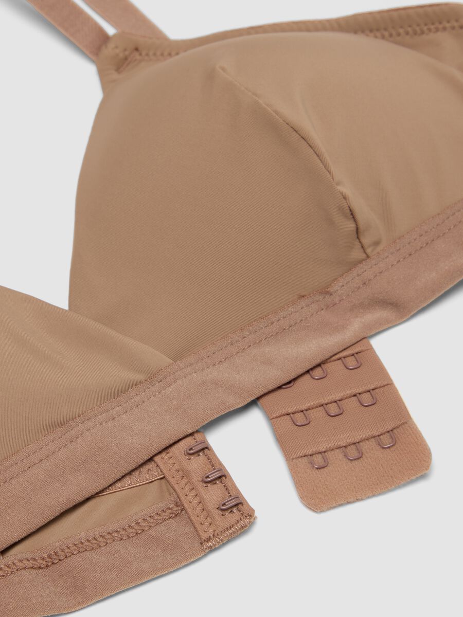 Brauner Triangel-BH aus Stretchmaterial mit herausnehmbarer Polsterung_1