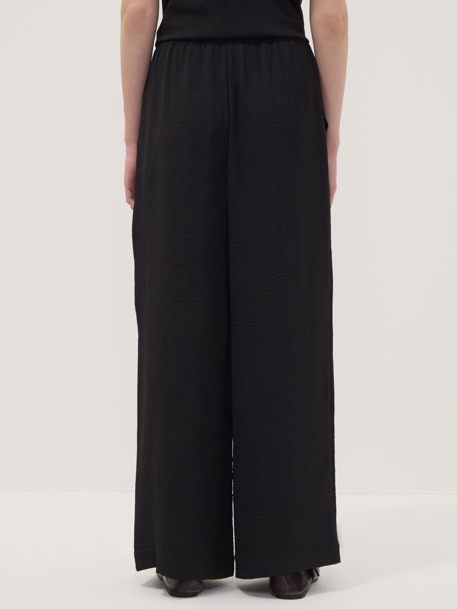 Black wide-leg trousers with elasticated waist_2