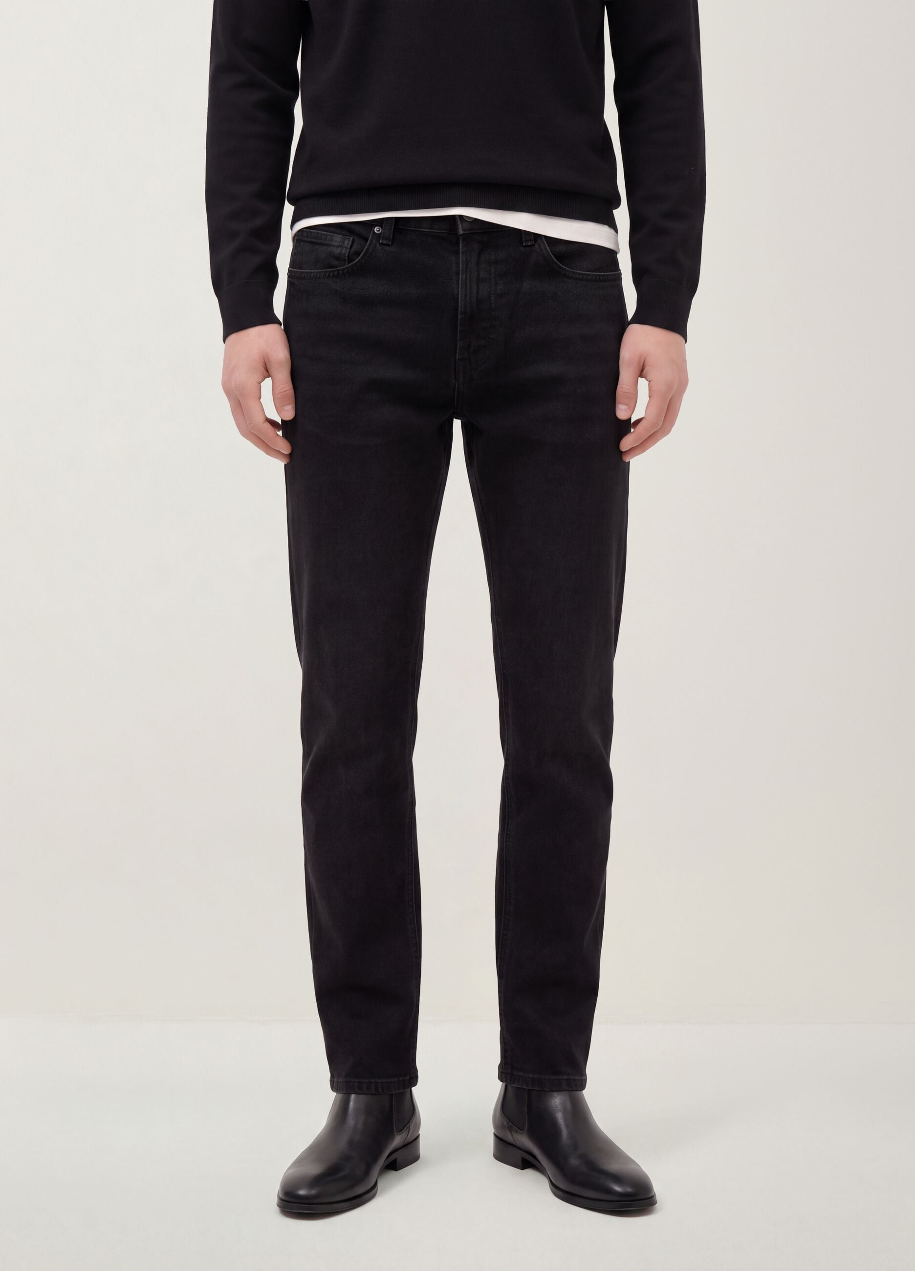 Black regular-fit jeans in a cotton, lyocell and viscose blend
