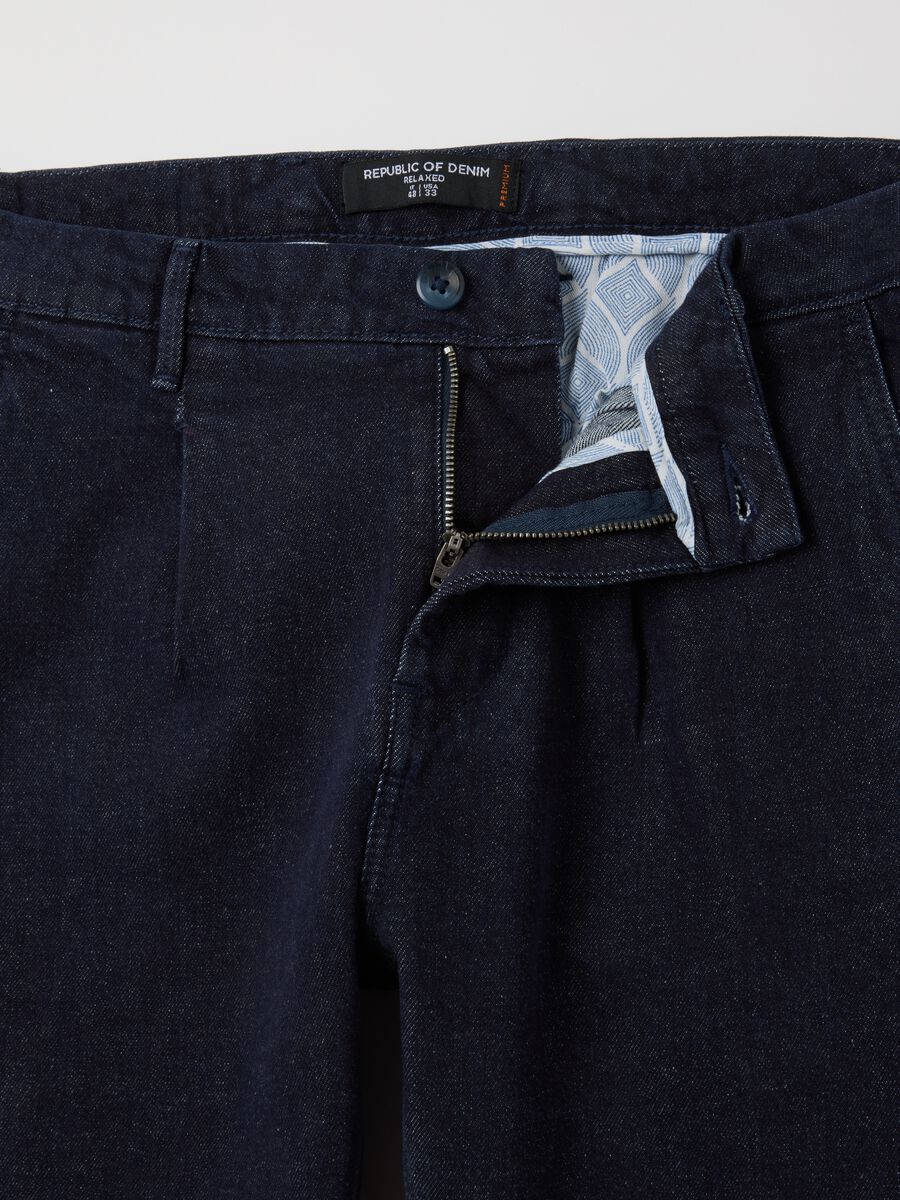 Blaue Denim-Chino-Hosen_5