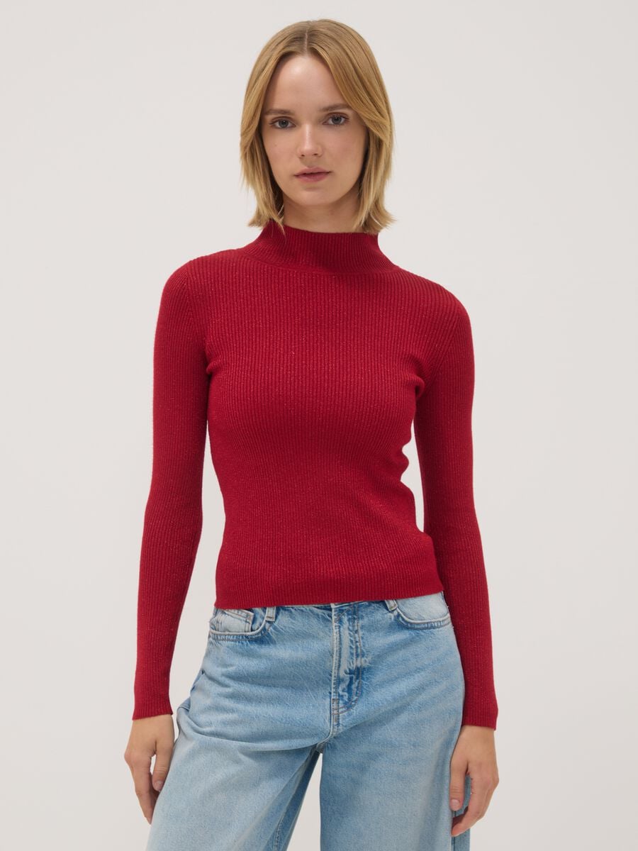 Red ribbed viscose-blend top with high neck_0