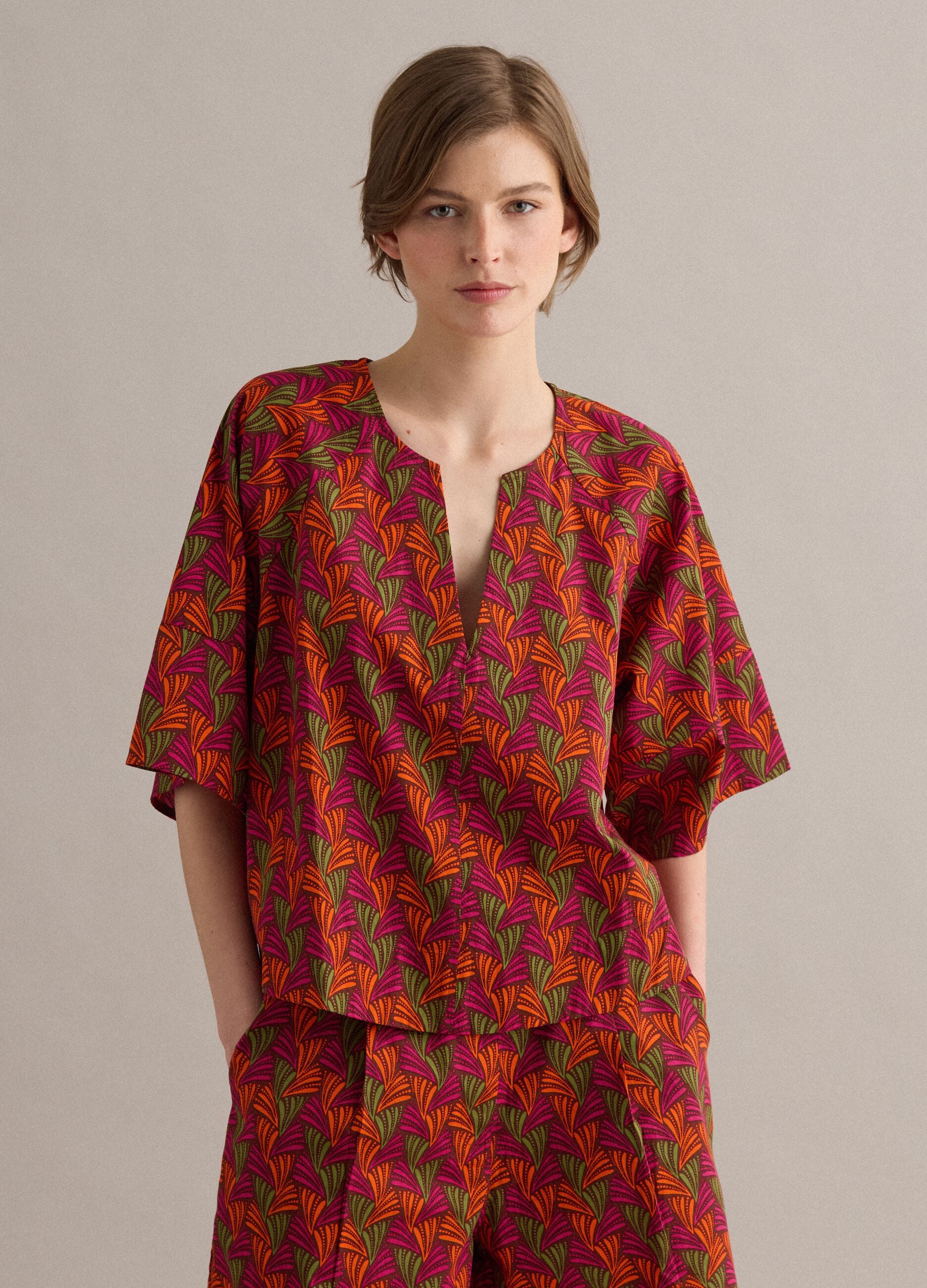 Camisa multicolor em algod&atilde;o puro