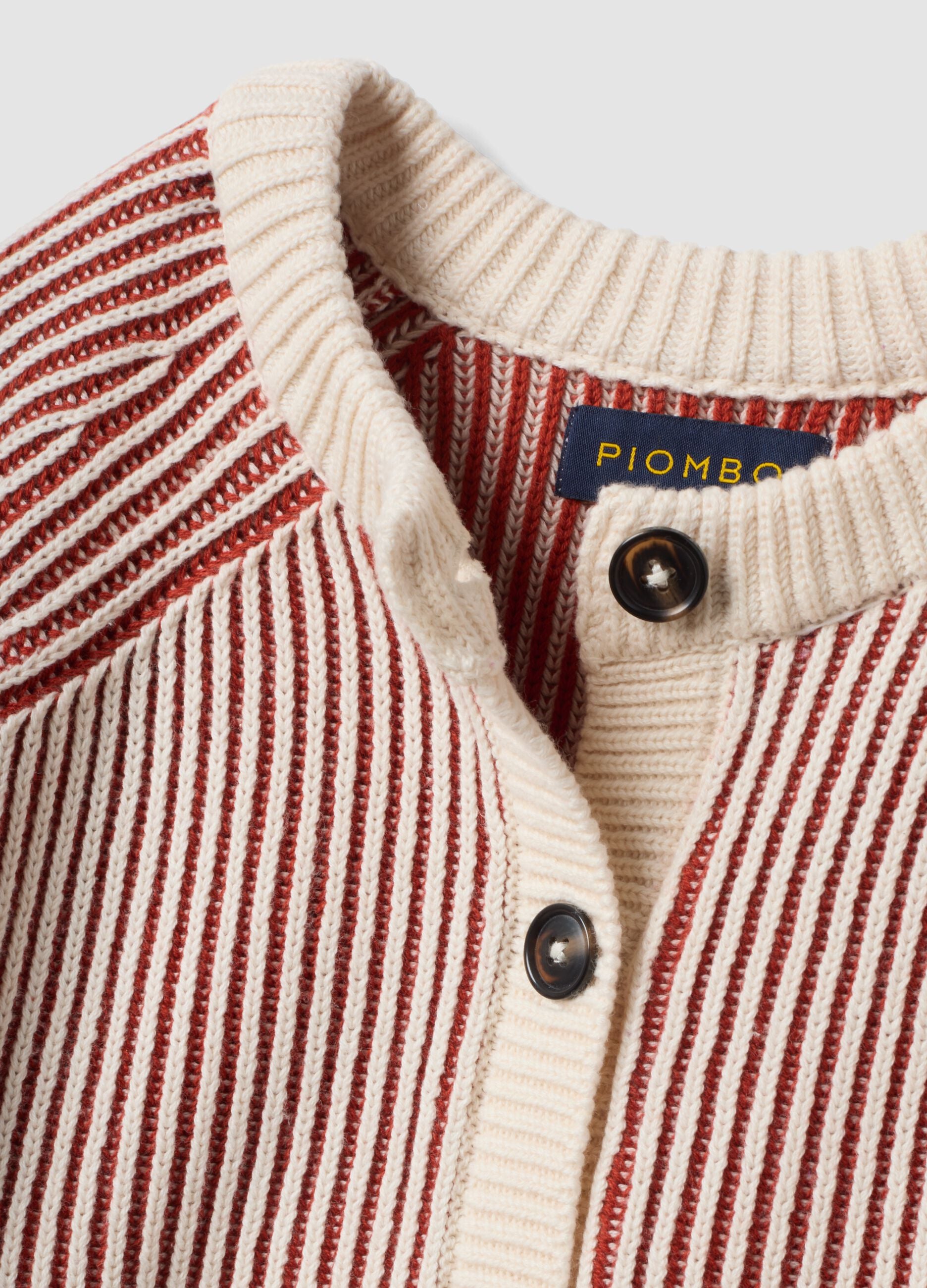 Cardigan bianco in puro cotone a coste con girocollo