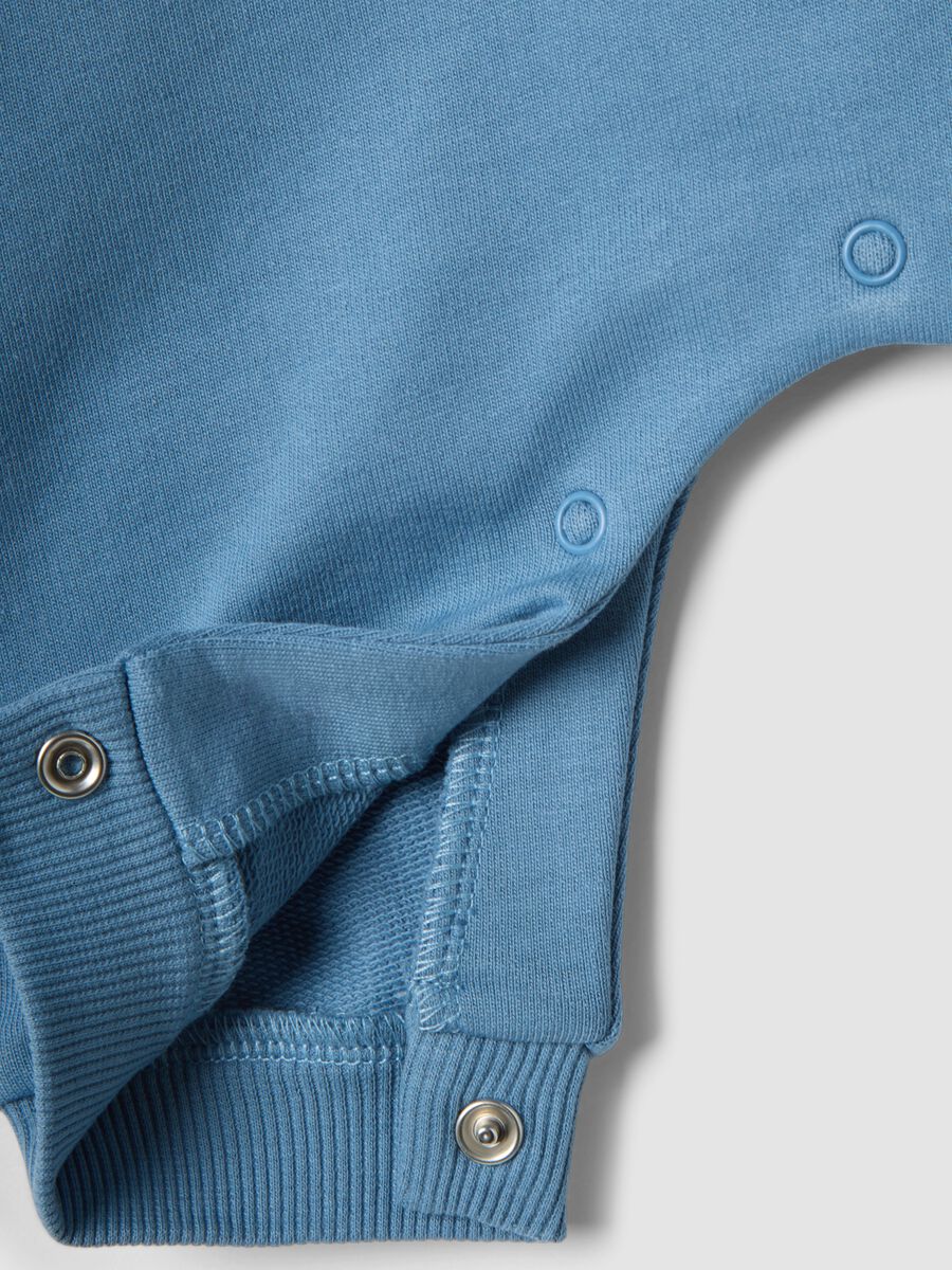 Baby blue pure cotton romper with bear motif_3