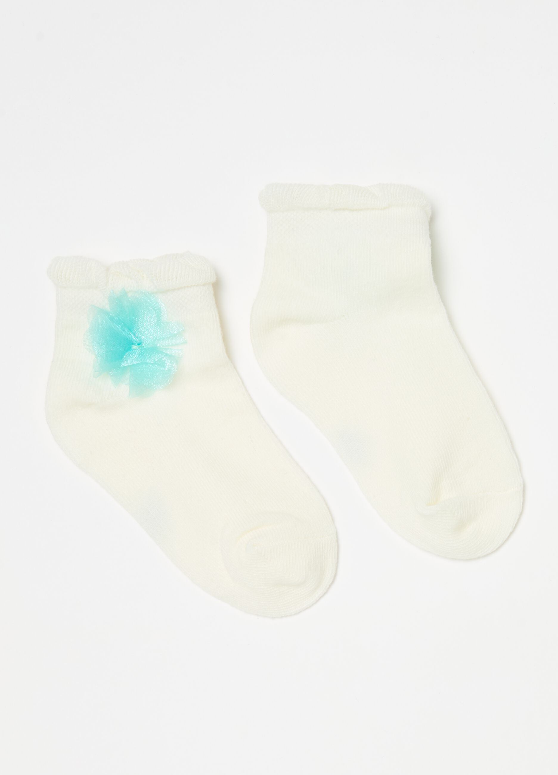 Calcetines cortos de algodón orgánico con flor