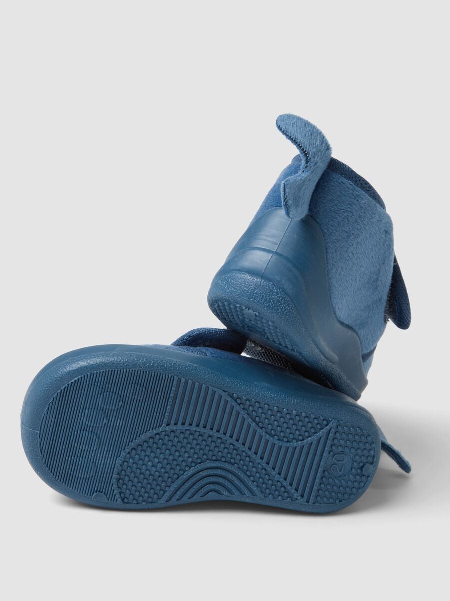 Blue shark slippers with Velcro fastening_2