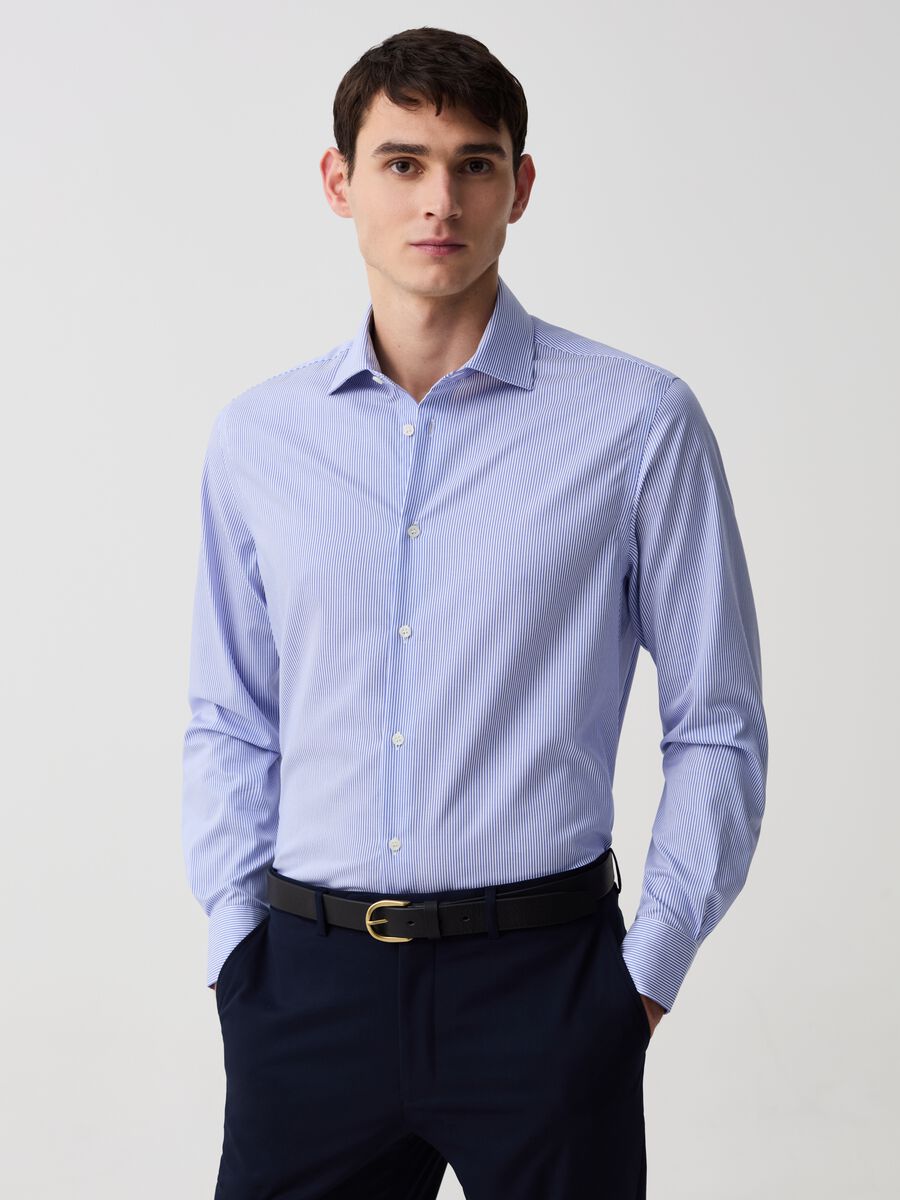 Regular-fit no-iron shirt with slim stripes_0