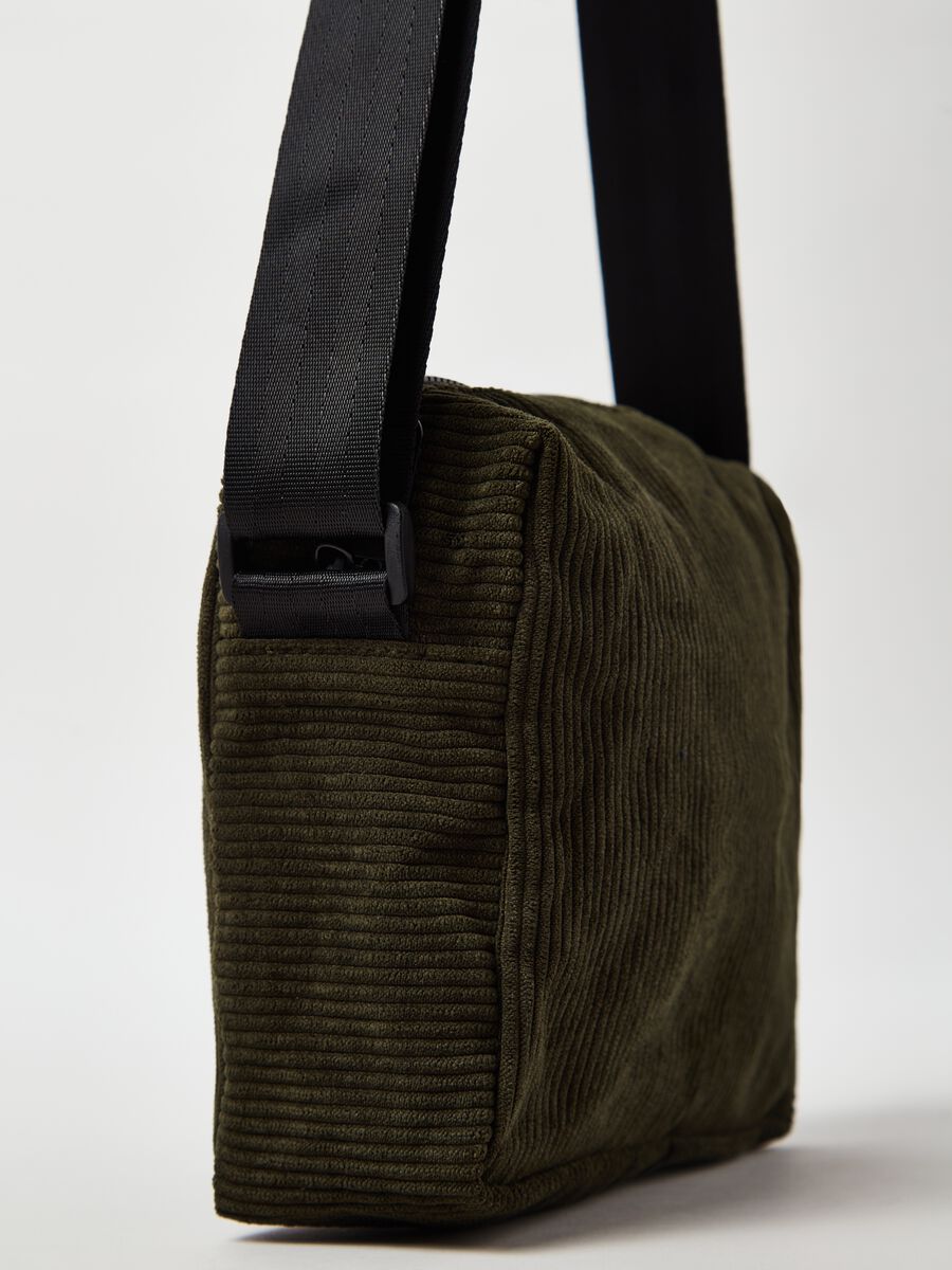 Shoulder bag in velvet_1