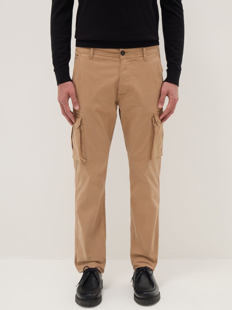 Beige stretch cotton slim fit cargo trousers_1