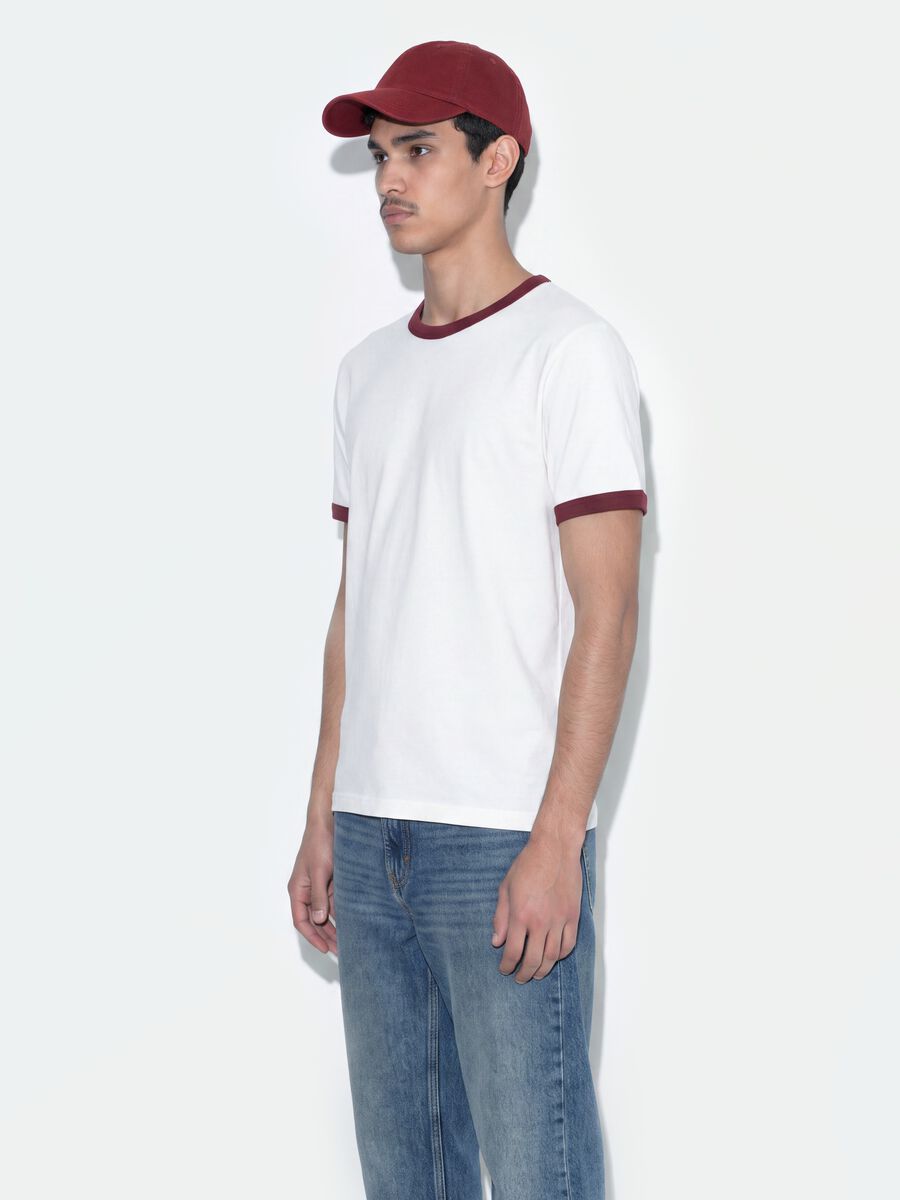 White crew-neck fitted T-shirt in pure cotton_0