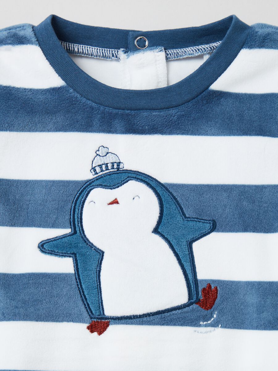 Striped velour onesie with embroidered penguin_2