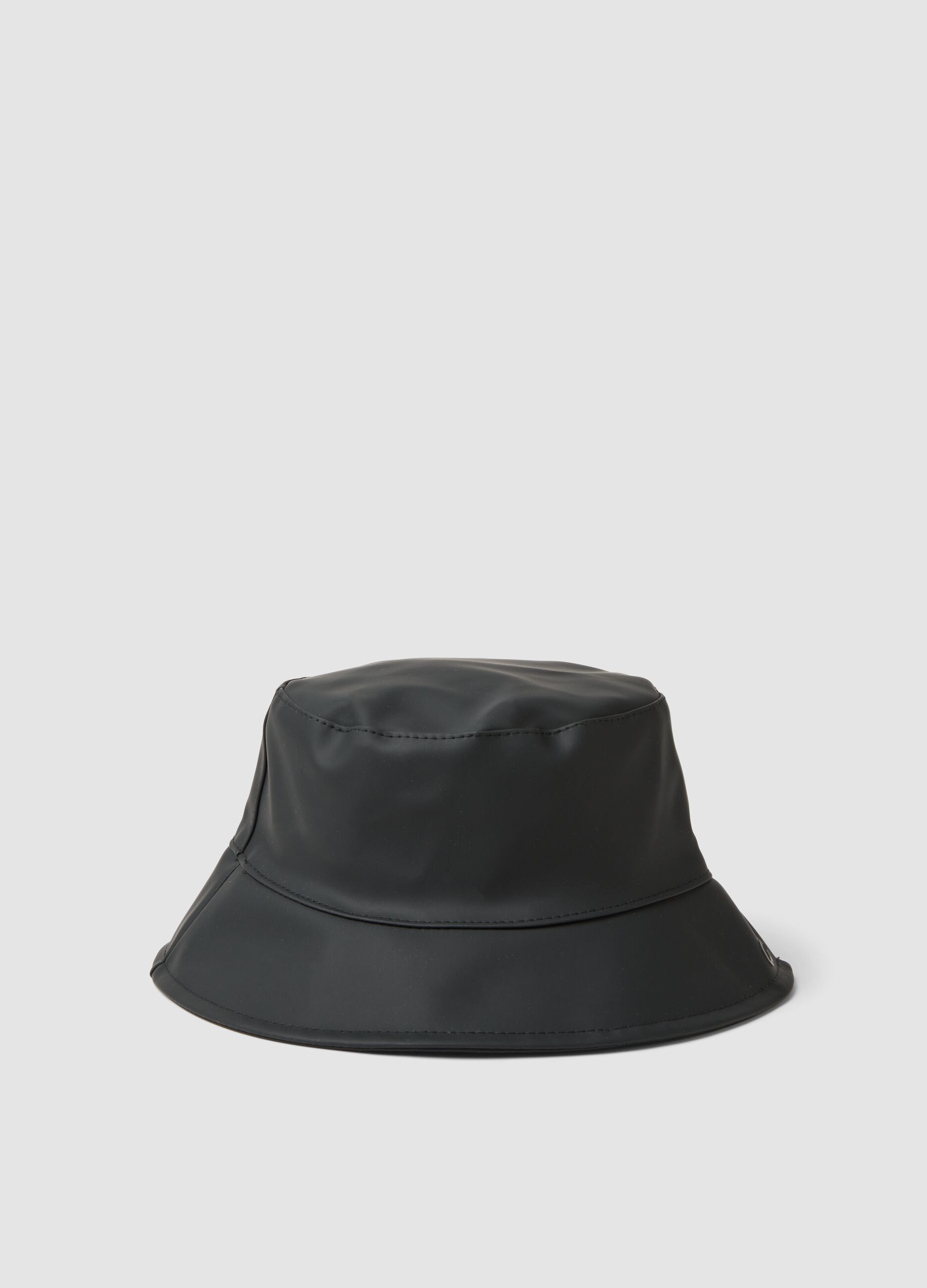 Chap&eacute;u bucket preto