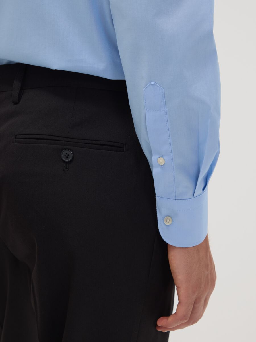 Hellblaues Regular-Fit-Hemd mit klassischem Kragen, b&uuml;gelleicht_2